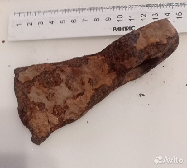 Топор старинный