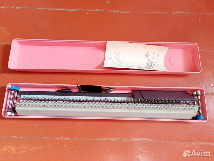 Машинка для ручного вязания 