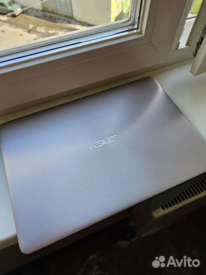 Asus Zenbook ux310u