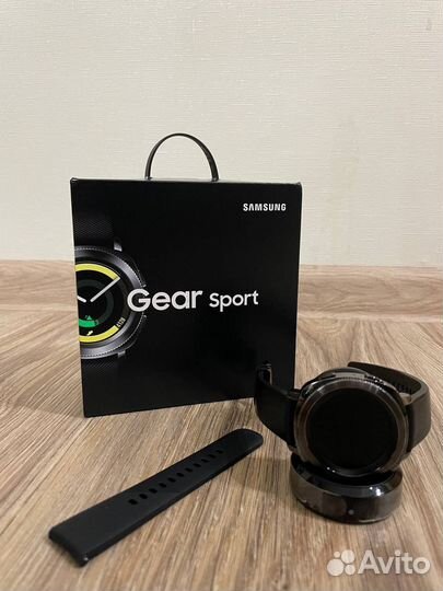 Часы Samsung gear sport