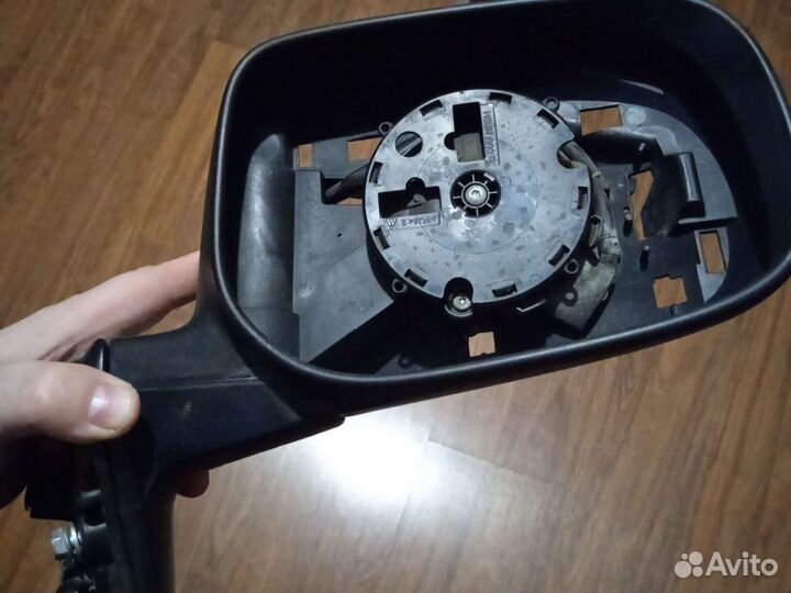 Механизмы зеркала Тойота