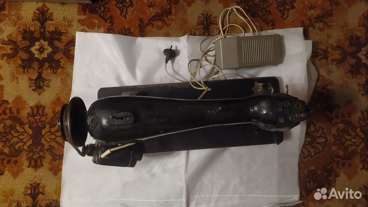 Швейная машинка 22А класс прямо строчная электриче