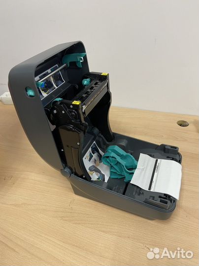 Принтер этикеток Zebra GK420D (USB, RS-232, LPT)