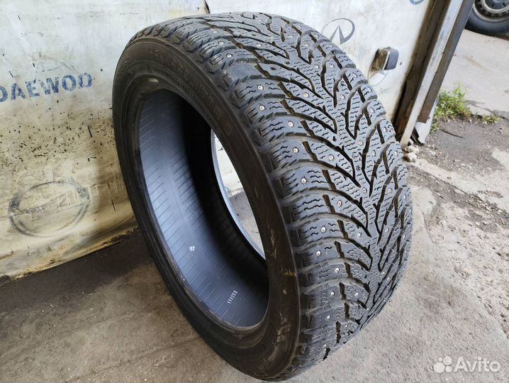 Nokian Tyres Hakkapeliitta 9 235/45 R18 99T