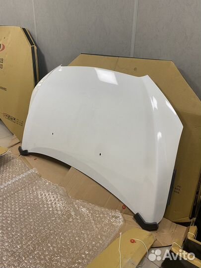 Капот Chevrolet Aveo t300 Белый