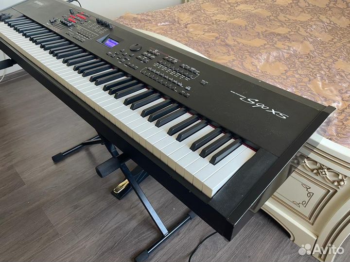 Yamaha S90 XS Профессиональное Пианино 88 Клавиш