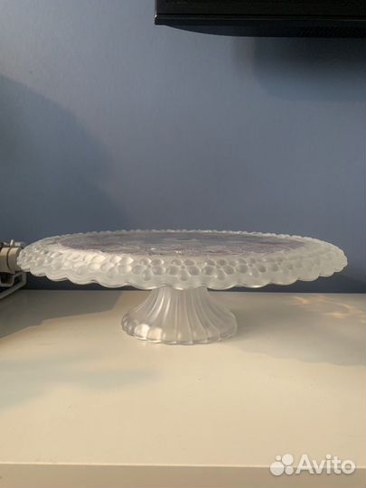 Тортовница на ножке Saga Japan