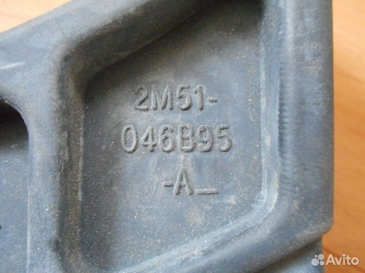 Подстаканник Ford Focus I USA (1998 - 2005)