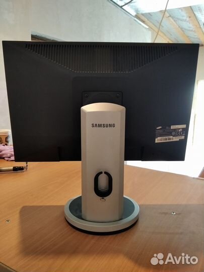 Продам монитор