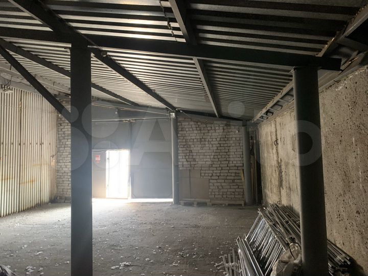 Склад, 180 м²