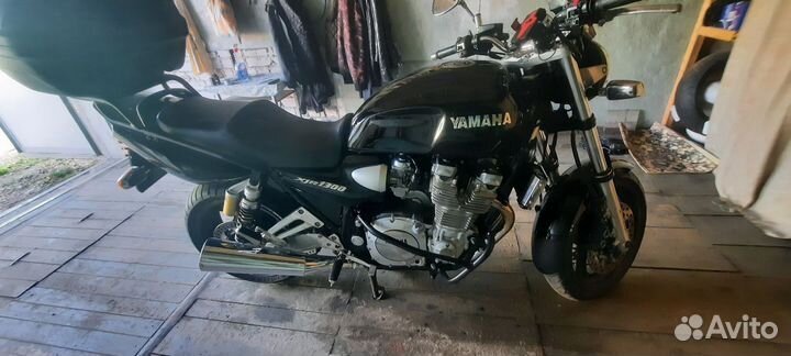 Yamaha XJR 1300