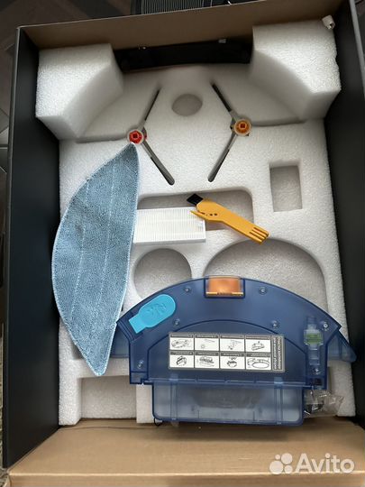 Робот пылесос redmond RV-R670S