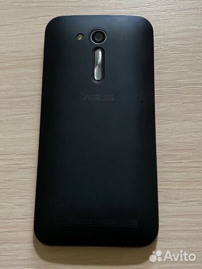 ASUS ZenFone Go ZB452KG, 8 ГБ