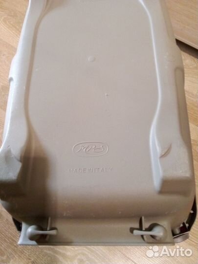 Переноска для кошек пластиковая