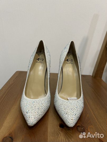 Туфли Gudiali в стразах 39