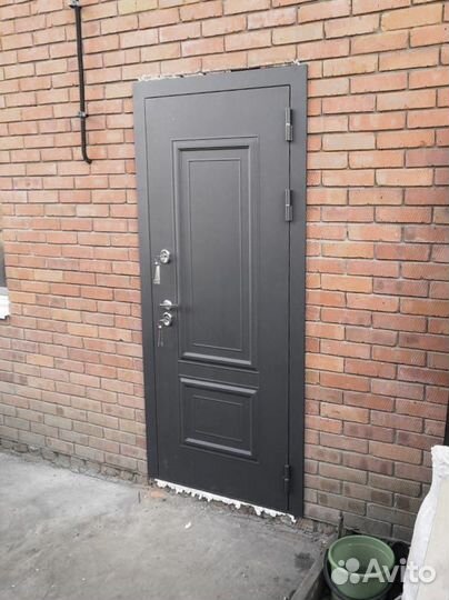 Дверь входная с терморазрывом