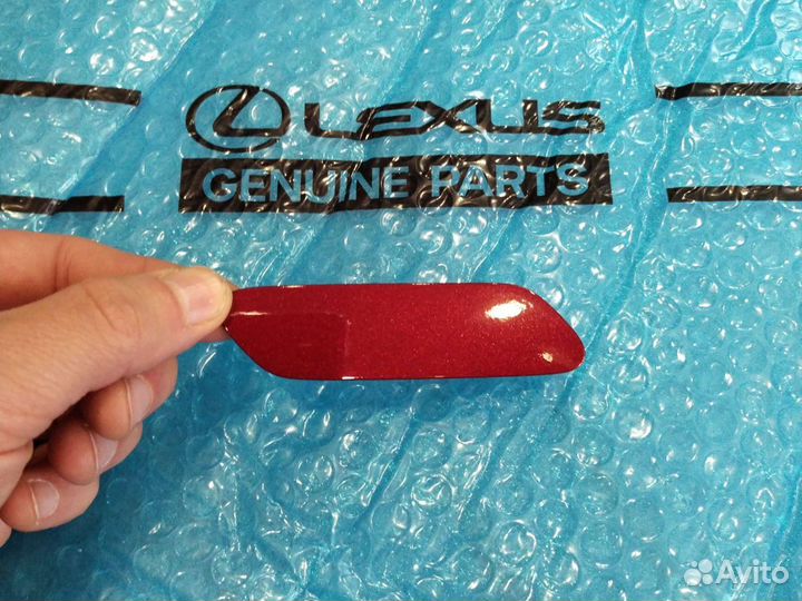 Крышка форсунки Lexus Rx (4) правая красная 15-19