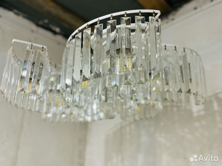 Люстра из стекла/хрусталя