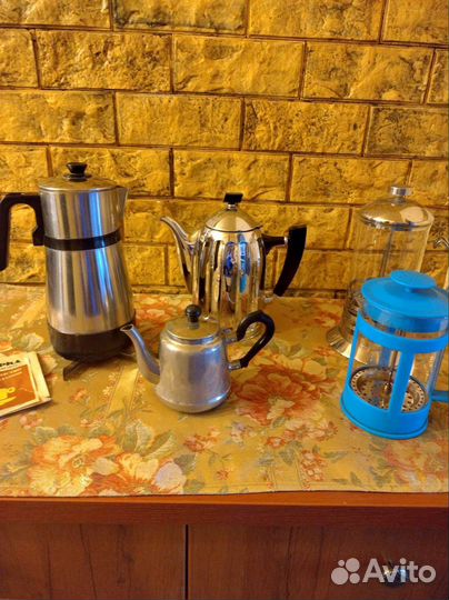 Кофеварка эл. СССР, новая. Кофейник новый. Чайник
