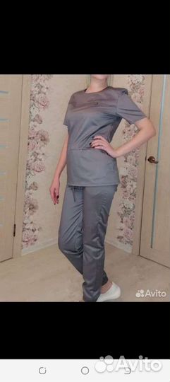 Медицинский костюм