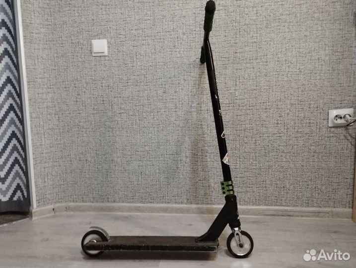 Трюковой самокат кмс