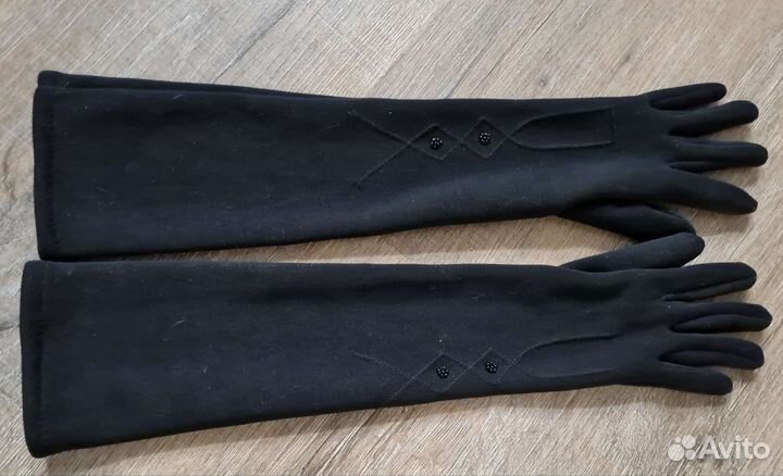 Перчатки