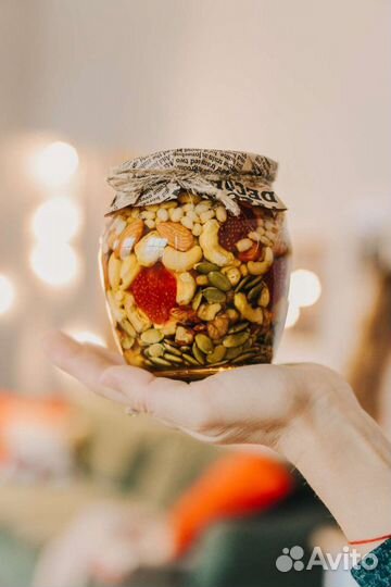 Мед с орешками. Доставка по РФ