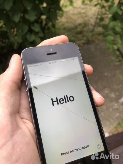 Телефон iPhone 5s на 16 GB