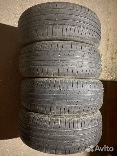 Bridgestone Dueler A/T 693 V 265/55 R20