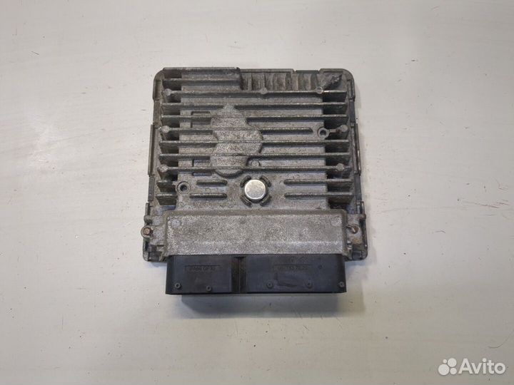 Блок управления двигателем Seat Ibiza 4, 2011