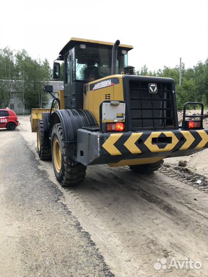 Водитель на погрузчик