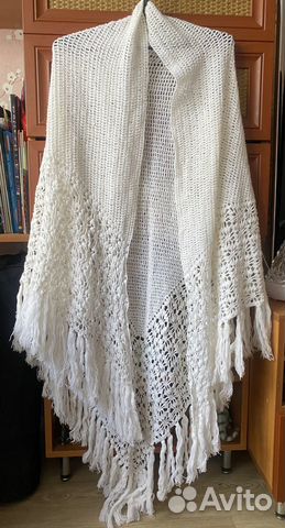 Шаль вязанная крючком