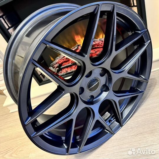 Новые диски Vossen HF-27 18*8j 5*114,3