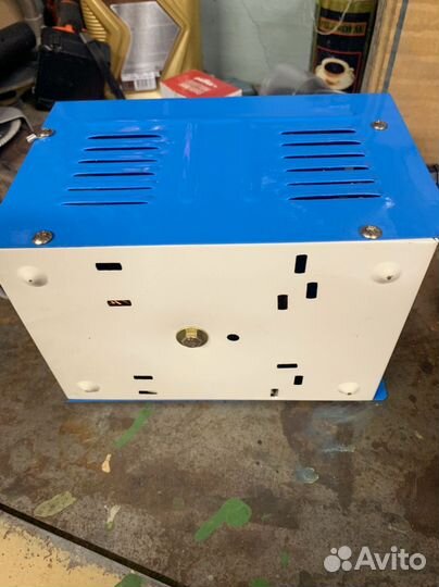 Преобразователь напряжения