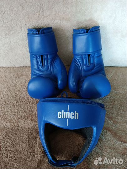 Боксерские перчатки