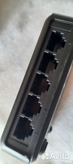 Коммутатор сетевой 5-Port 10/100 Desktop Switch