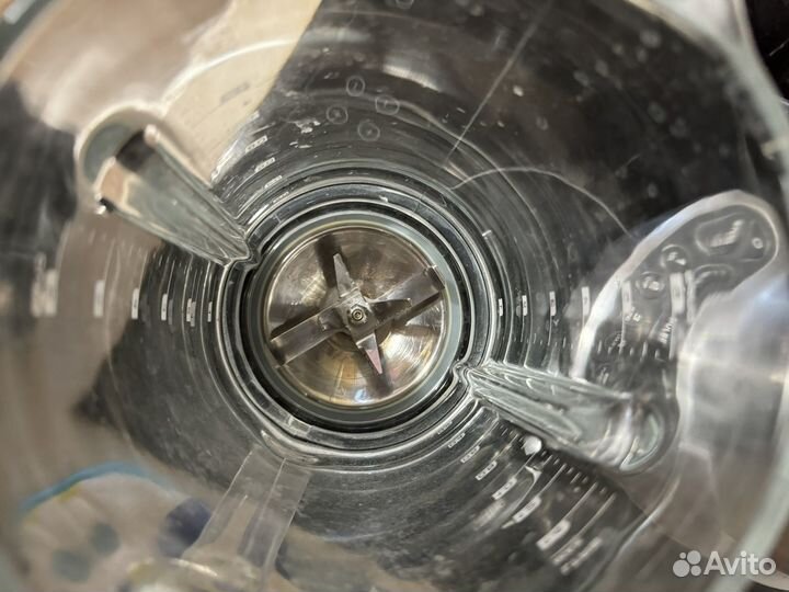 Блендер bork b700