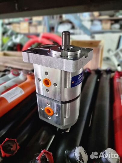 Насос шестеренный нш-14М-14М (MF Hydraulic)