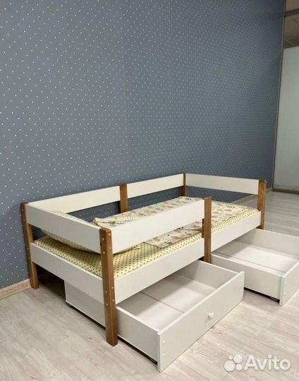 Детская кровать от 2 лет с бортиками (В)