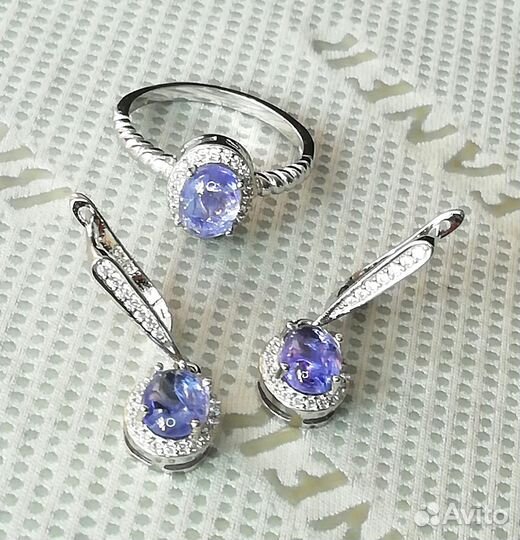 Серьги, кольцо разм.18,0 серебро танзанит С342
