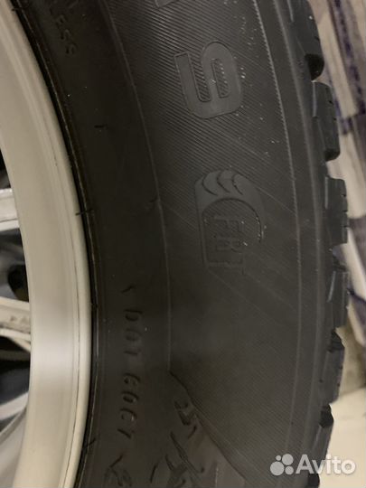 Зимние колеса BMW 5 G30/G31 225/55R17 Nokian