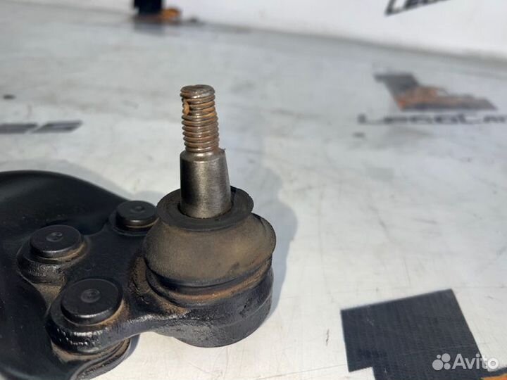 Рычаг передний правый Daewoo Winstorm С100 Z20S