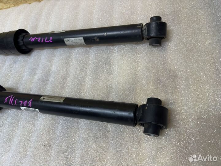 Амортизатор задний Audi A4 B9 2017 8W0513035AD