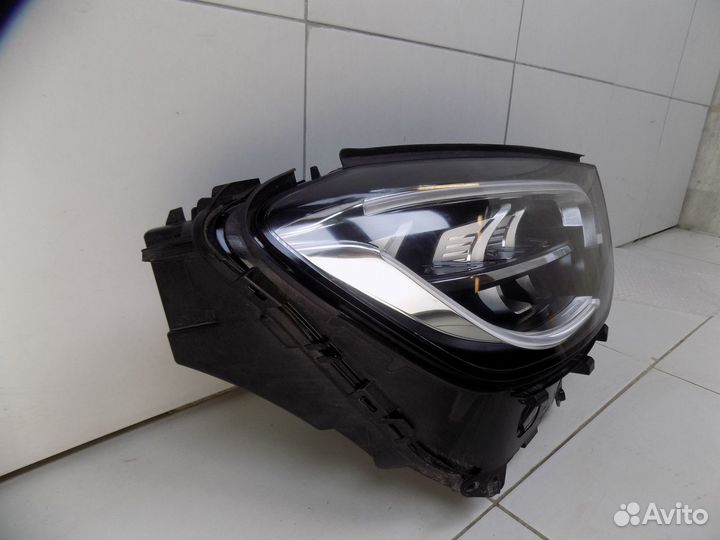 Фара правая Mercedes-Benz GLC