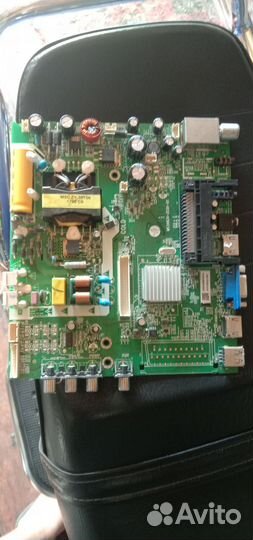 Плата на телевизор lg