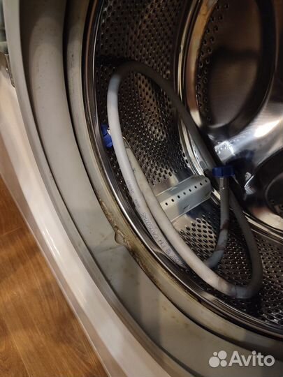 Стиральная машина Hotpoint Ariston на запчасти