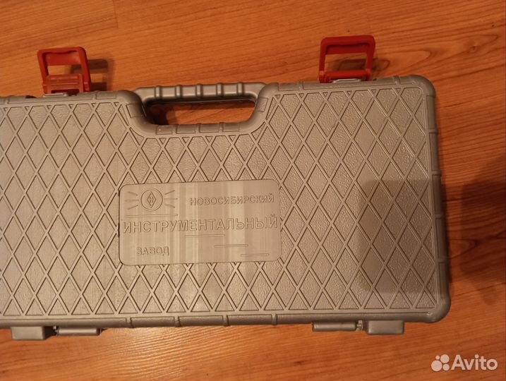 Набор инструментов низ