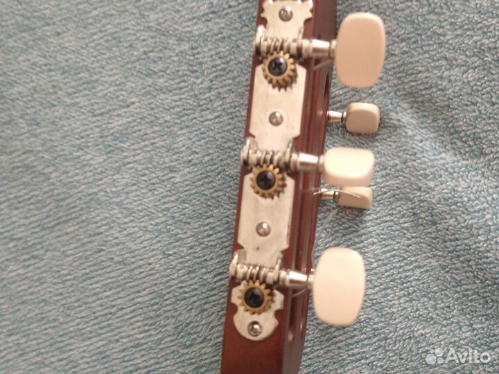 Классическая гитара yamaha c40