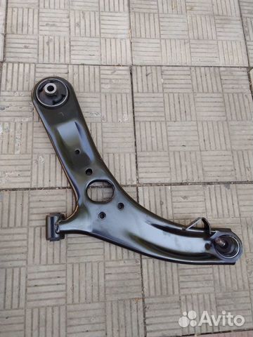 Kia Rio 3 рычаг