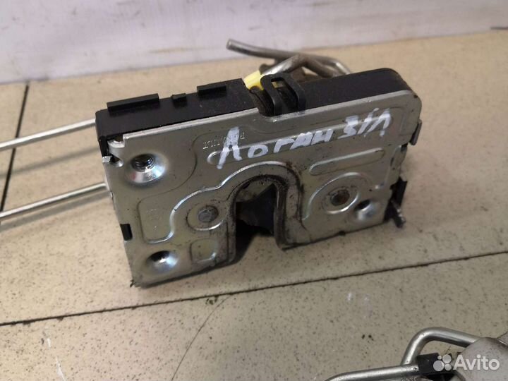 Рено Логан Задний замок двери